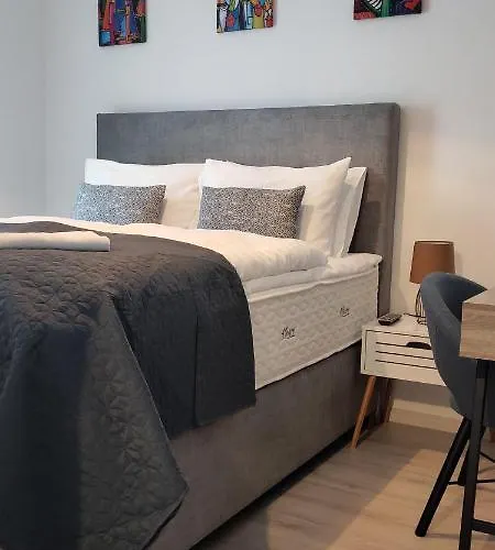 Pe-ki Lux セーケシュフェヘールヴァール